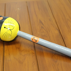 Ahşap Kedili Batman Marakas Tekli Polos:25