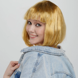 Altın Renk Düz Kesim Küt Parti Peruğu Kısa Takma Saç