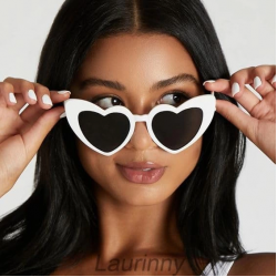 Beyaz Renk Kalp Gelin Düğün Gözlüğü 15x5 Cm