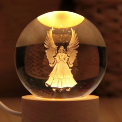Dekoratif Kanatlı Melek Tasarımlı Ahşap Altlıklı Işıklı Cam Küre Cam:6cm Ahşap:2cm