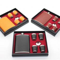 Paslanmaz Çelik 4 Shot Bardaklı Derili Matara Seti Alk2672