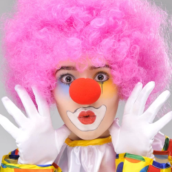 Pembe Renk Kıvırcık Afro Bonus Peruk Takma Saç Ve Kırmızı Burun Seti